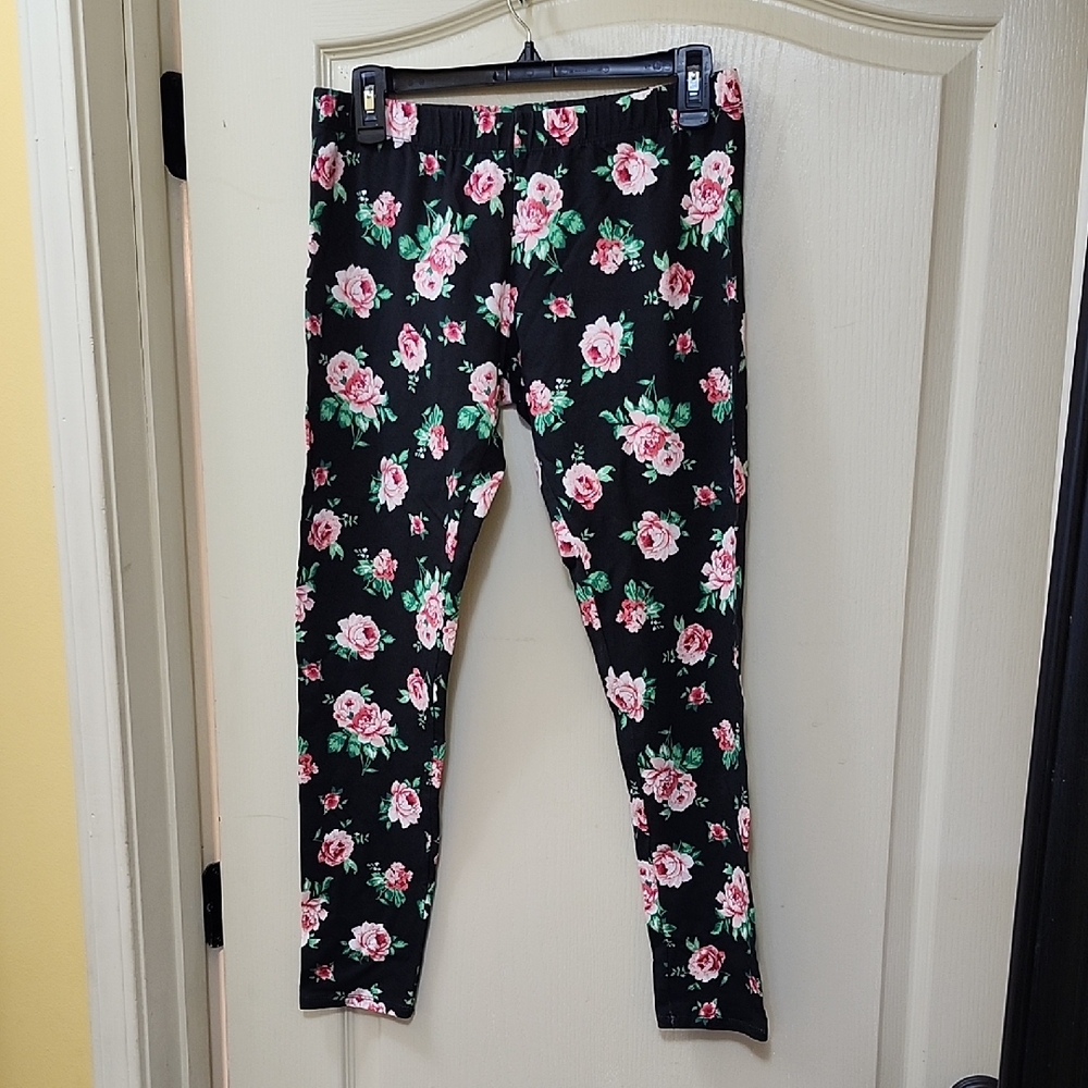 NO BOUNDARIES FLORAL PRINT LEGGINGS